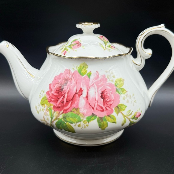 Royal Albert American Beauty Medium Teapot Bone China England - Picture 1 of 7